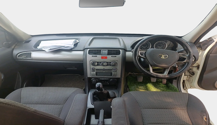 2017 Tata Safari Storme 2.2 EX 4X2, Diesel, Manual, 1,48,520 km, interior