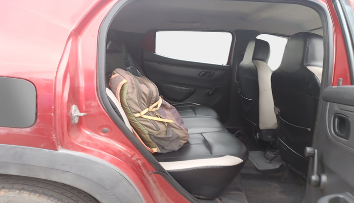 2016 Renault Kwid RXT 0.8 (O), Petrol, Manual, 70,648 km, interior
