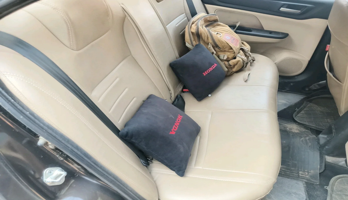 2023 Honda Amaze 1.2L I-VTEC VX, Petrol, Manual, 13,288 km, interior