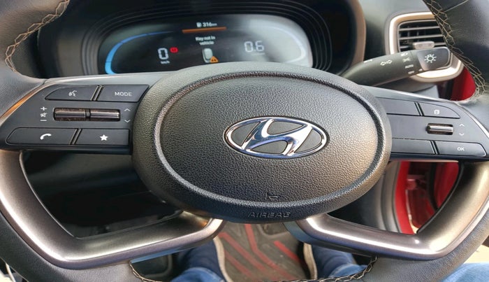 2023 Hyundai VENUE SX Knight Dual Tone, Petrol, Manual, 10,055 km, interior