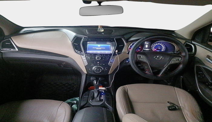 2015 Hyundai Santa Fe 4 WD AT, Diesel, Automatic, 1,14,857 km, interior