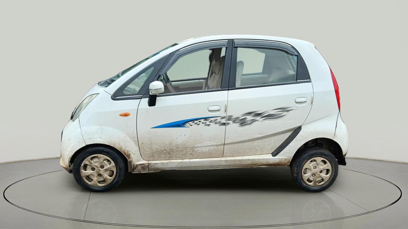 2016 Tata Nano LX, Petrol, Manual, 49,400 km, exterior
