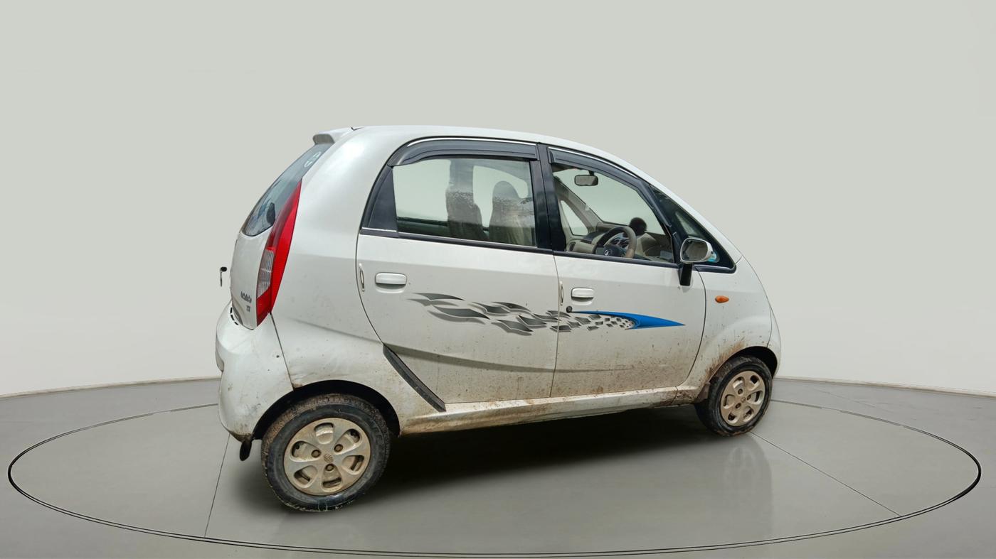 2016 Tata Nano LX, Petrol, Manual, 49,400 km, exterior