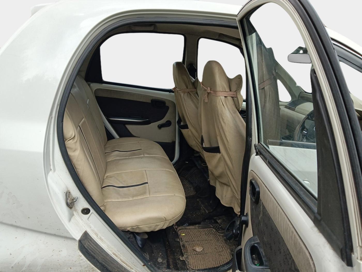 2016 Tata Nano LX, Petrol, Manual, 49,400 km, interior