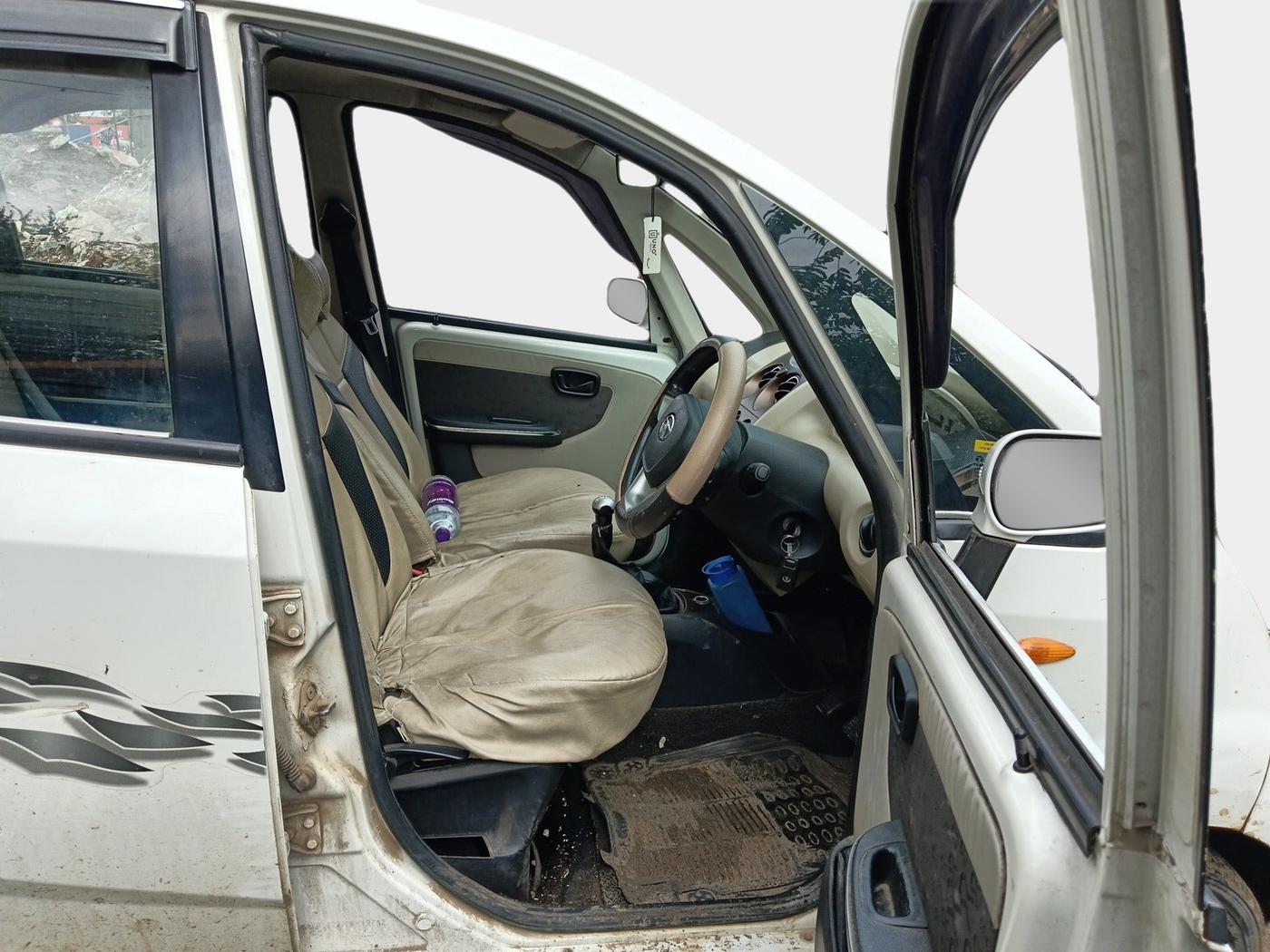 2016 Tata Nano LX, Petrol, Manual, 49,400 km, interior
