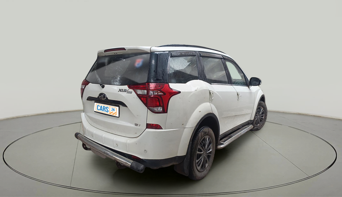 2020 Mahindra XUV500 W7, Diesel, Manual, 73,679 km, exterior