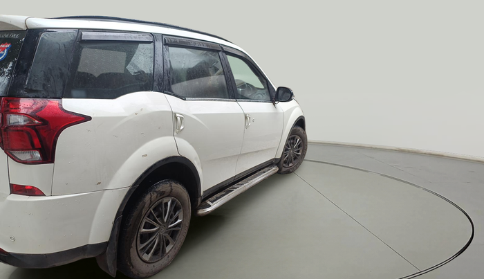 2020 Mahindra XUV500 W7, Diesel, Manual, 73,679 km, exterior
