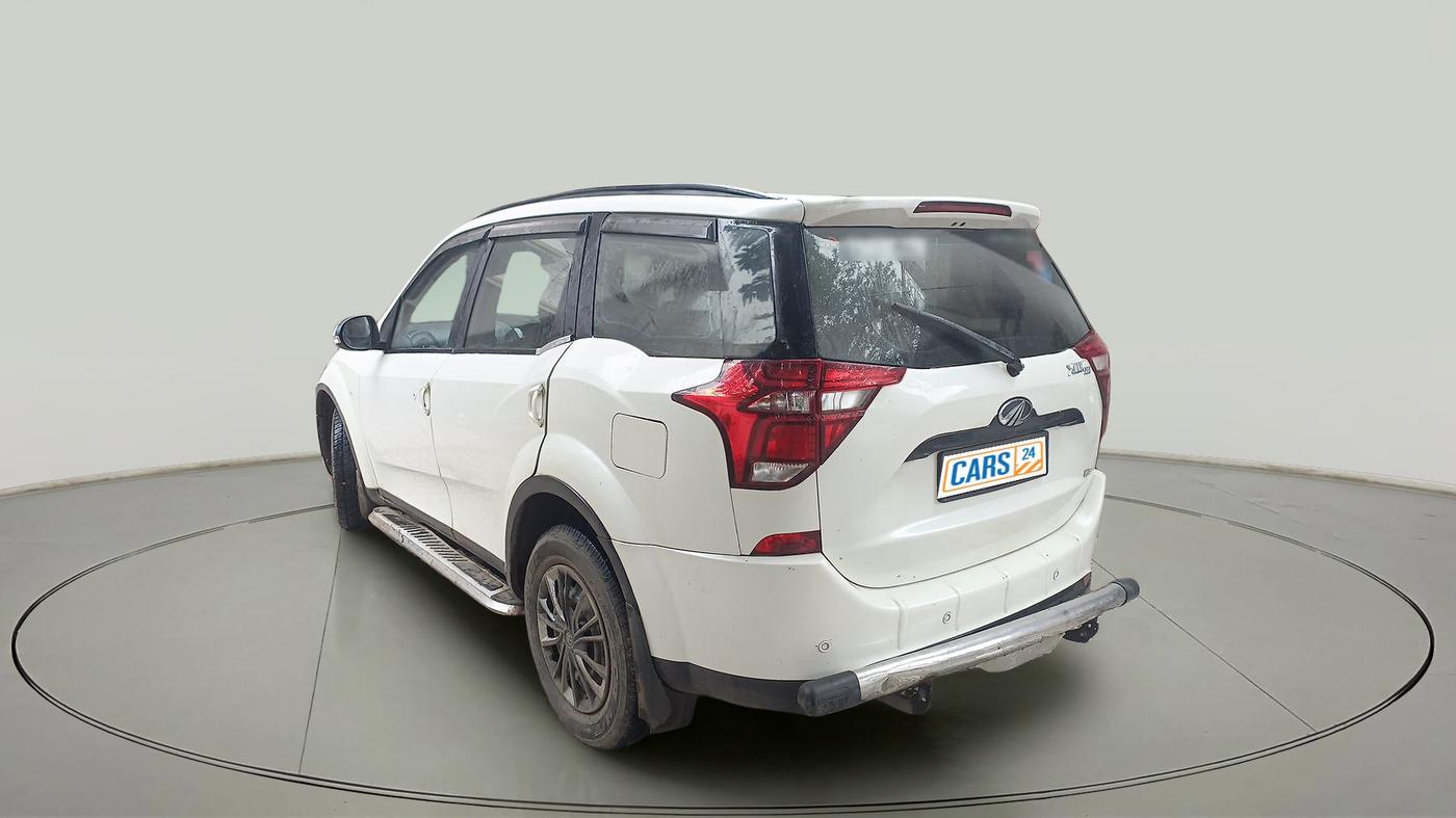 2020 Mahindra XUV500 W7, Diesel, Manual, 73,679 km, exterior