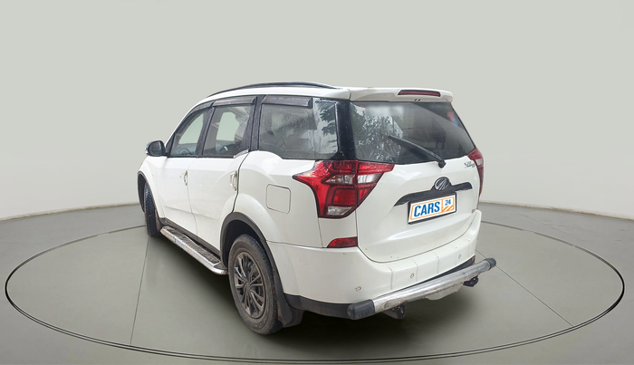 2020 Mahindra XUV500 W7, Diesel, Manual, 73,679 km, exterior