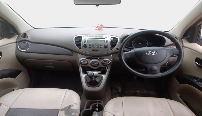 2016 Hyundai i10 SPORTZ 1.1, Petrol, Manual, 53,948 km, interior