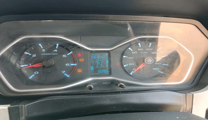 2018 Mahindra Scorpio S11 2WD, Diesel, Manual, 12,266 km, interior
