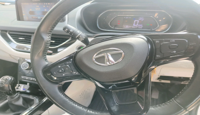 2023 Tata NEXON XZ PLUS DIESEL SUNROOF, Diesel, Manual, 91,890 km, interior