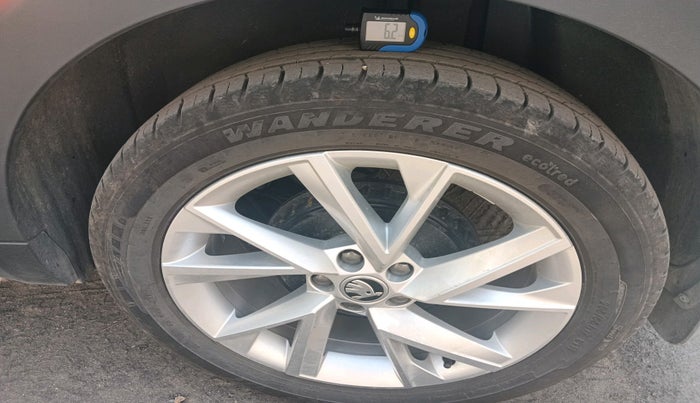 2023 Skoda KUSHAQ STYLE 1.0L TSI MT, Petrol, Manual, 6,736 km, tyre