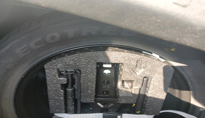 2023 Skoda KUSHAQ STYLE 1.0L TSI MT, Petrol, Manual, 6,736 km, tyre