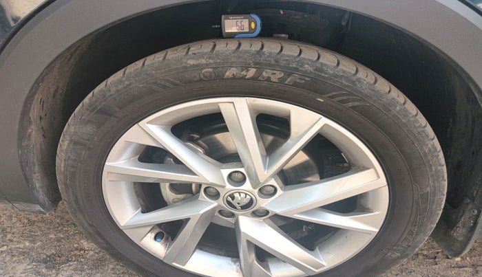 2023 Skoda KUSHAQ STYLE 1.0L TSI MT, Petrol, Manual, 6,736 km, tyre