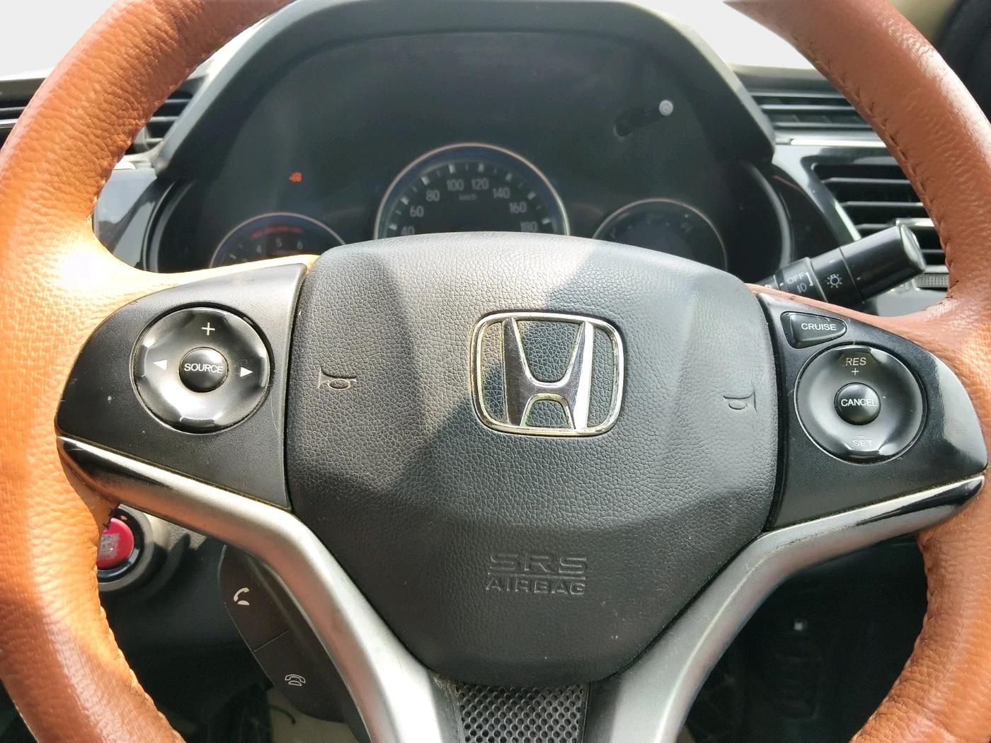 2015 Honda City 1.5L I-DTEC V, Diesel, Manual, 1,15,066 km, interior