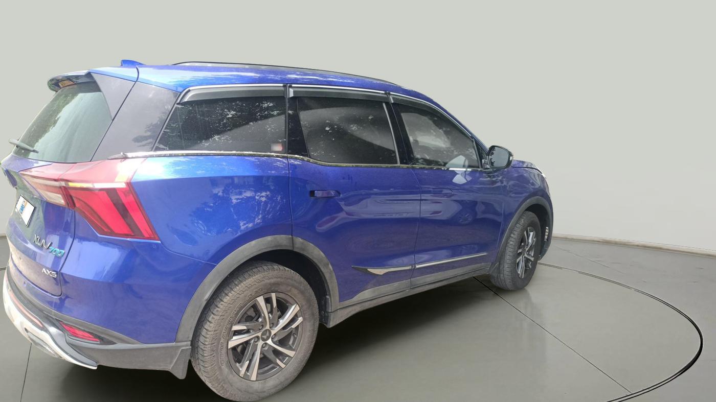 2023 Mahindra XUV700 AX 5 D MT 5 STR, Diesel, Manual, 95,388 km, exterior