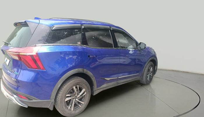 2023 Mahindra XUV700 AX 5 D MT 5 STR, Diesel, Manual, 93,637 km, exterior
