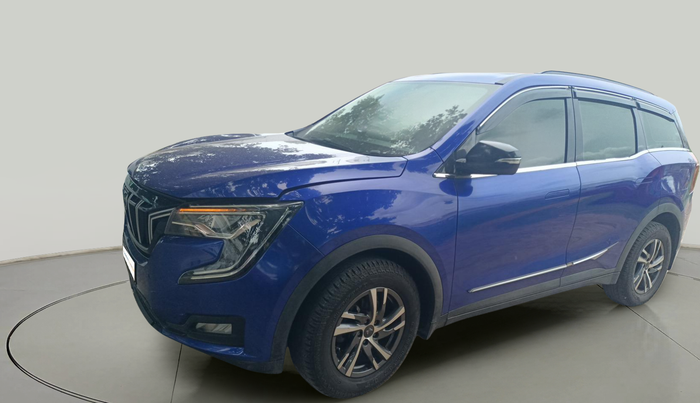 2023 Mahindra XUV700 AX 5 D MT 5 STR, Diesel, Manual, 93,637 km, exterior
