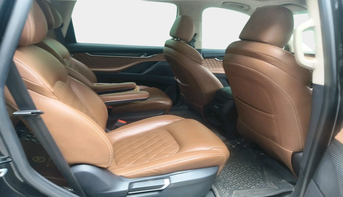 2021 MG GLOSTER SAVVY 6 STR 2.0 TWIN TURBO 4WD, Diesel, Automatic, 94,701 km, interior