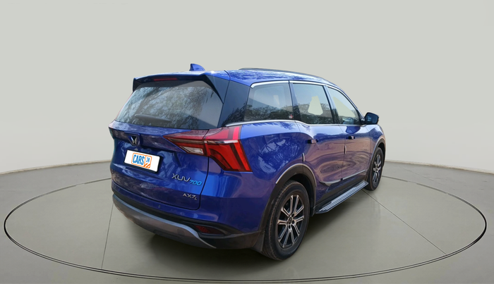 2022 Mahindra XUV700 AX 7 LUXURY D AT 7 STR, Diesel, Automatic, 71,871 km, exterior