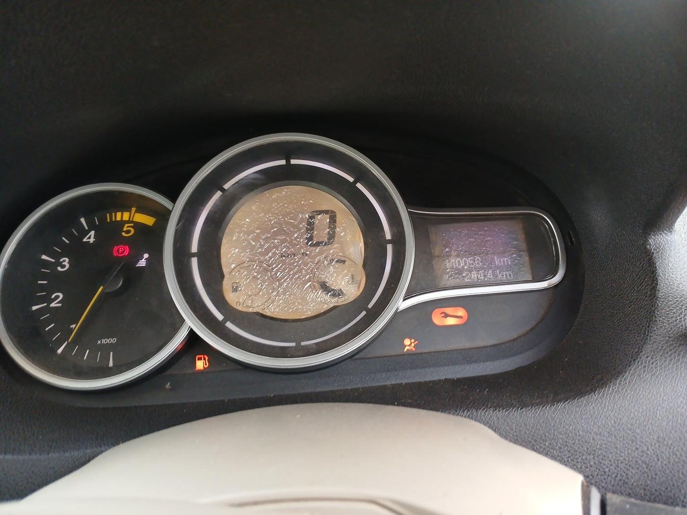 2012 Renault Fluence 1.5 E4, Diesel, Manual, 1,10,058 km, interior