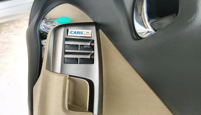 2016 Honda City 1.5L I-DTEC V, Diesel, Manual, 1,02,212 km, interior