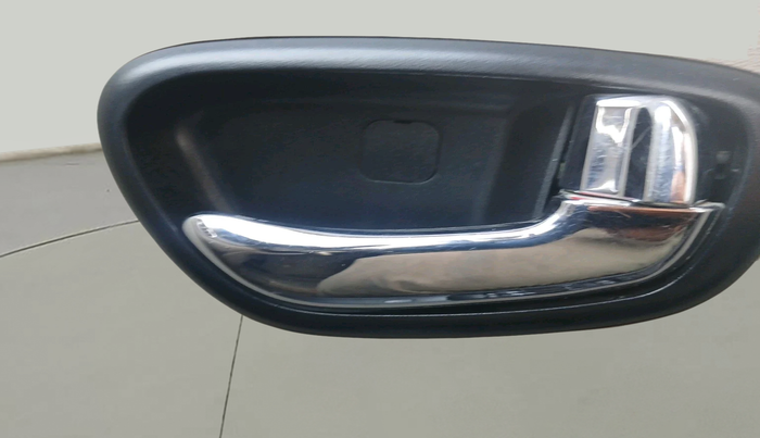 2013 Hyundai i10 MAGNA 1.1 LPG, Petrol, Manual, 66,167 km, interior