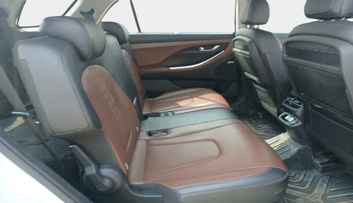 2023 Hyundai ALCAZAR PLATINUM(O) 7STR 1.5 AT, Diesel, Automatic, 77,998 km, interior