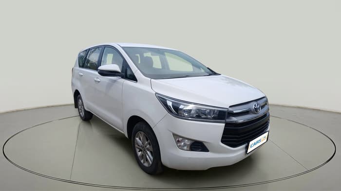 2017 Toyota Innova Crysta 2.4 G 7 STR, Diesel, Manual, 1,14,173 km, exterior