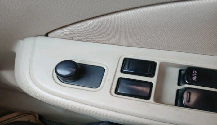 2017 Maruti Dzire VDI, Diesel, Manual, 1,00,906 km, interior