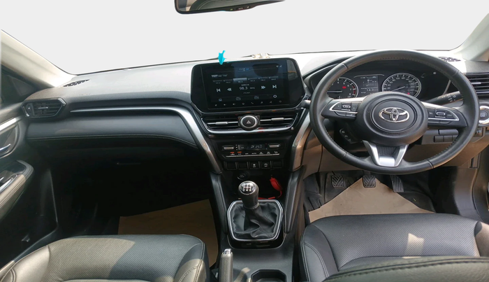 2022 Toyota URBAN CRUISER HYRYDER V NEO DRIVE, Petrol, Manual, 23,433 km, interior