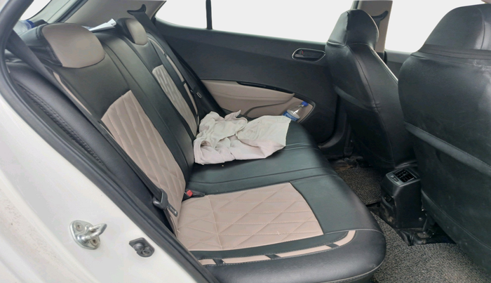 2018 Hyundai Grand i10 MAGNA 1.2 KAPPA VTVT, Petrol, Manual, 1,16,524 km, interior