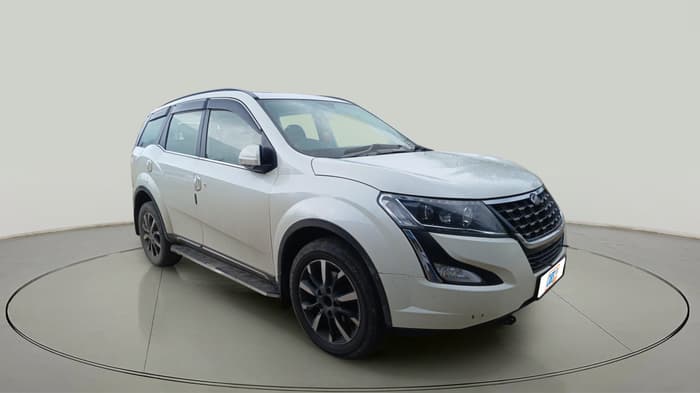 2019 Mahindra XUV500 W11, Diesel, Manual, 1,72,089 km, exterior