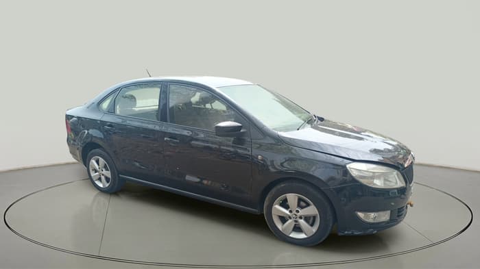 2015 Skoda Rapid 1.5 TDI CR ELEGANCE PLUS AT, Diesel, Automatic, 92,071 km, exterior