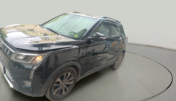 2021 Mahindra XUV300 W8 (O) 1.2 PETROL, Petrol, Manual, 88,712 km, exterior