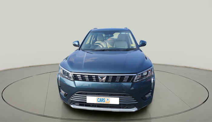 2023 Mahindra XUV300 W8 (O) 1.2 PETROL AMT, Petrol, Automatic, 67,461 km, exterior