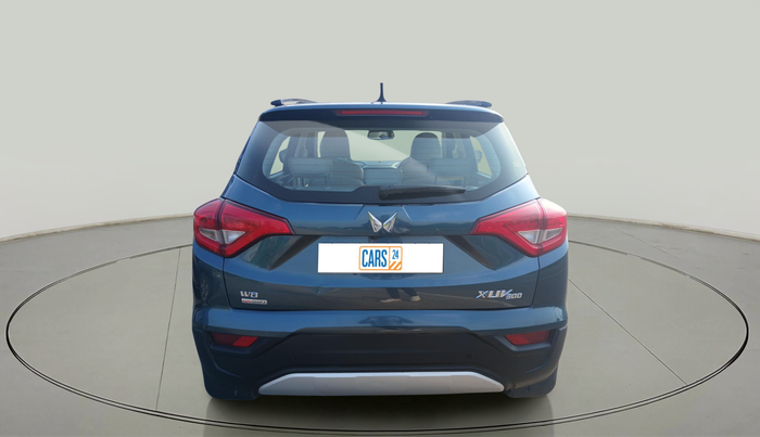 2023 Mahindra XUV300 W8 (O) 1.2 PETROL AMT, Petrol, Automatic, 67,461 km, exterior