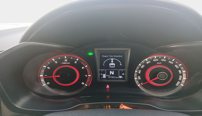 2023 Mahindra XUV300 W8 (O) 1.2 PETROL AMT, Petrol, Automatic, 67,461 km, interior
