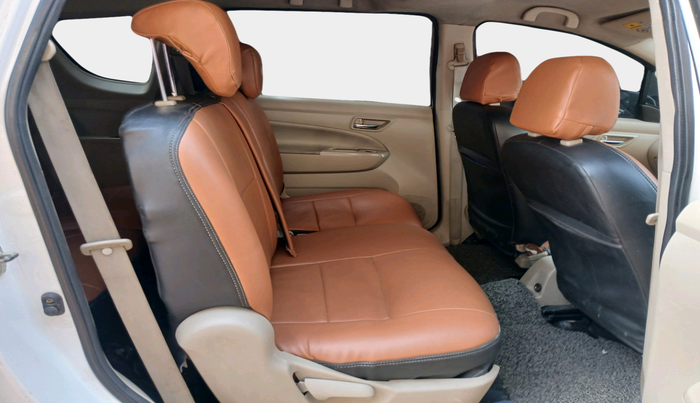 2018 Maruti Ertiga VDI SHVS, Diesel, Manual, 1,40,070 km, interior