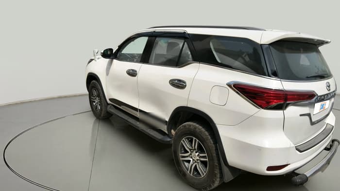 2018 Toyota Fortuner 2.8 4X2 MT, Diesel, Manual, 1,39,863 km, exterior