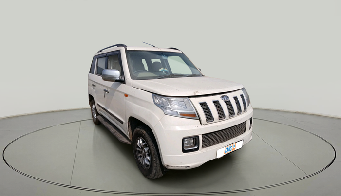 2017 Mahindra TUV300 T8, Diesel, Manual, 1,38,935 km, exterior