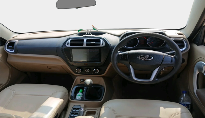 2017 Mahindra TUV300 T8, Diesel, Manual, 1,38,935 km, interior