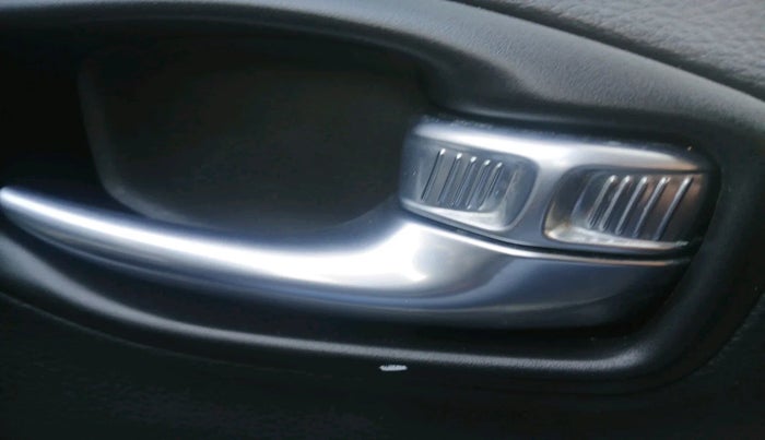 2018 Jeep Compass LIMITED PLUS DIESEL, Diesel, Manual, 93,685 km, interior