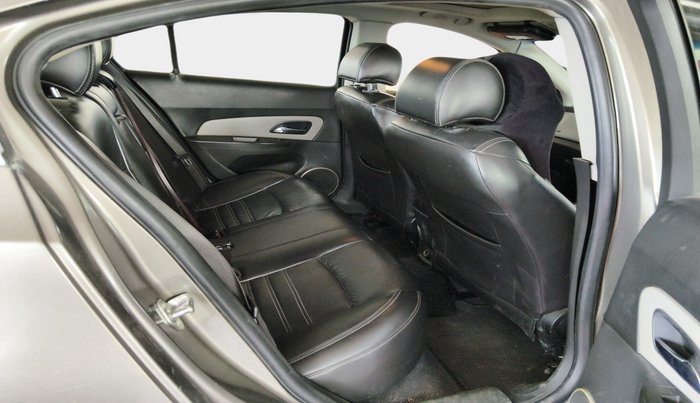 2014 Chevrolet Cruze LTZ AT, Diesel, Automatic, 85,001 km, interior