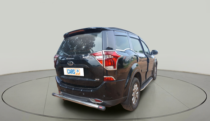 2019 Mahindra XUV500 W9, Diesel, Manual, 1,99,377 km, exterior
