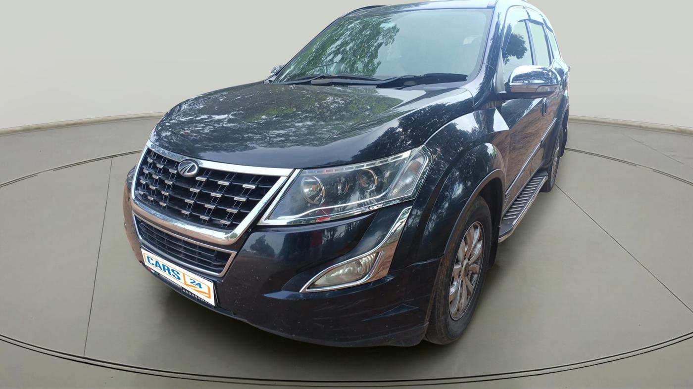 2019 Mahindra XUV500 W9, Diesel, Manual, 1,99,377 km, exterior