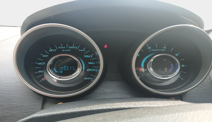 2019 Mahindra XUV500 W9, Diesel, Manual, 1,99,377 km, interior