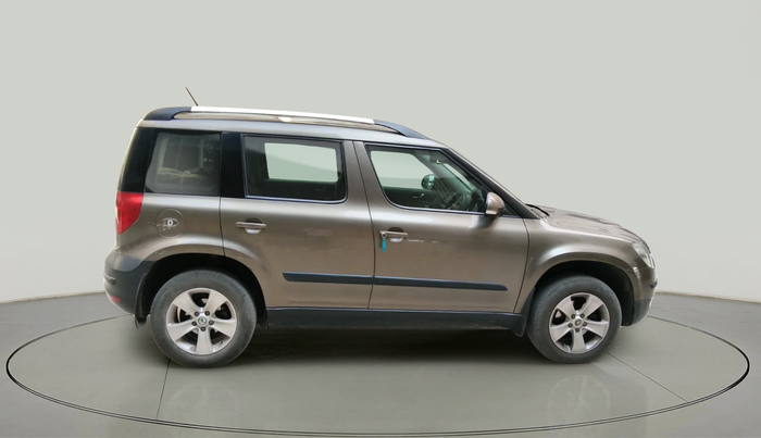 2012 Skoda Yeti AMBITION 2.0 TDI CR 4X2, Diesel, Manual, 1,26,876 km, exterior