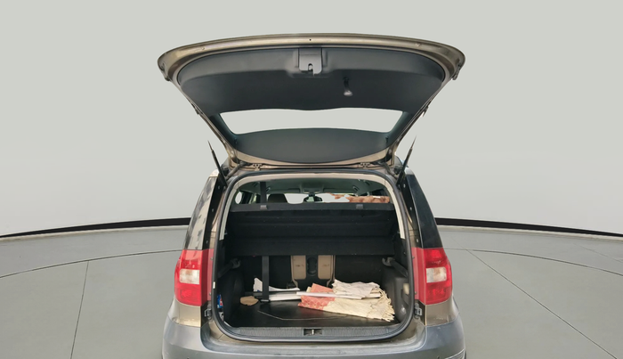 2012 Skoda Yeti AMBITION 2.0 TDI CR 4X2, Diesel, Manual, 1,26,876 km, exterior